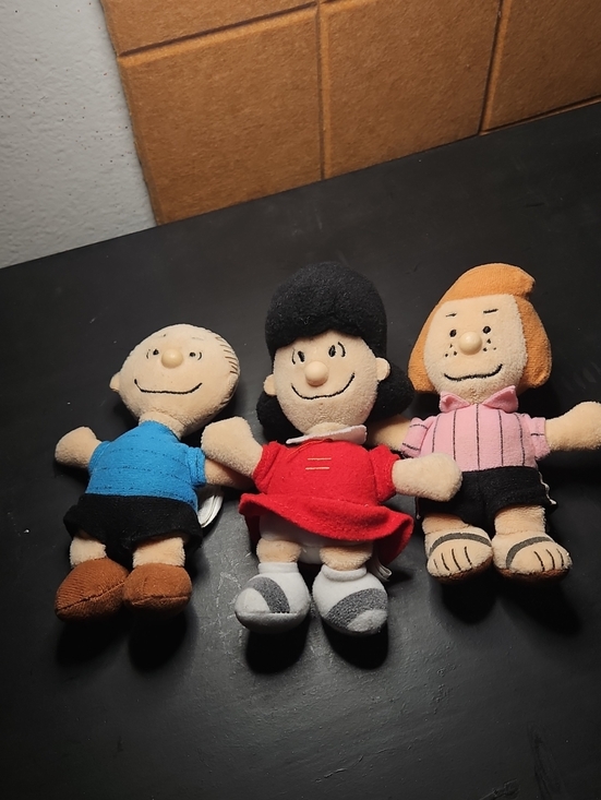 Peanuts Other - 3 Vintage Cedar Fair Retired Plushes Peanuts G@ng